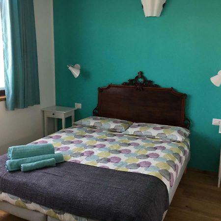 Bed and Breakfast Elleboro Carugo Exterior foto