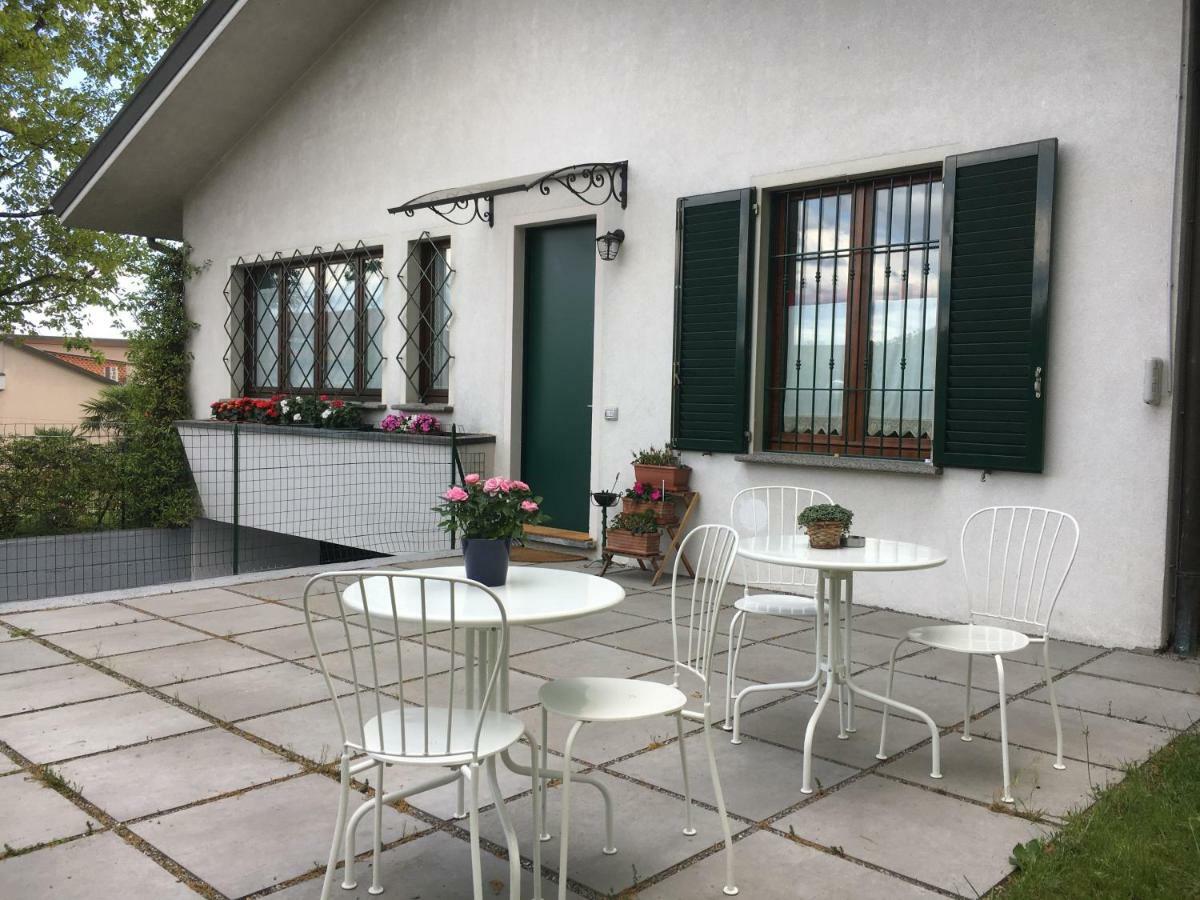 Bed and Breakfast Elleboro Carugo Exterior foto