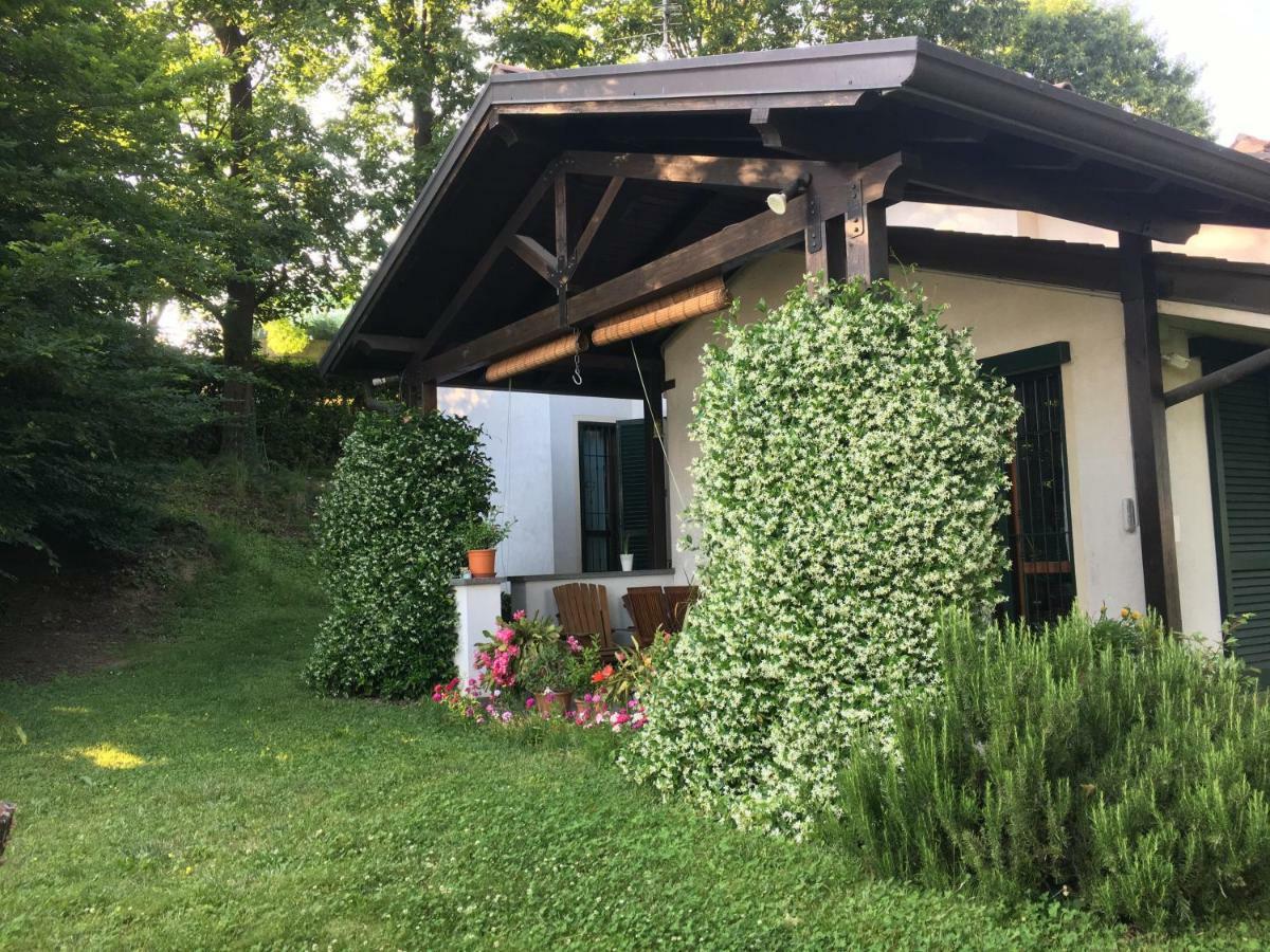 Bed and Breakfast Elleboro Carugo Exterior foto